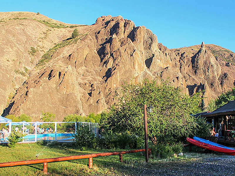Paseos por la zona, río Aluminé, Neuquén